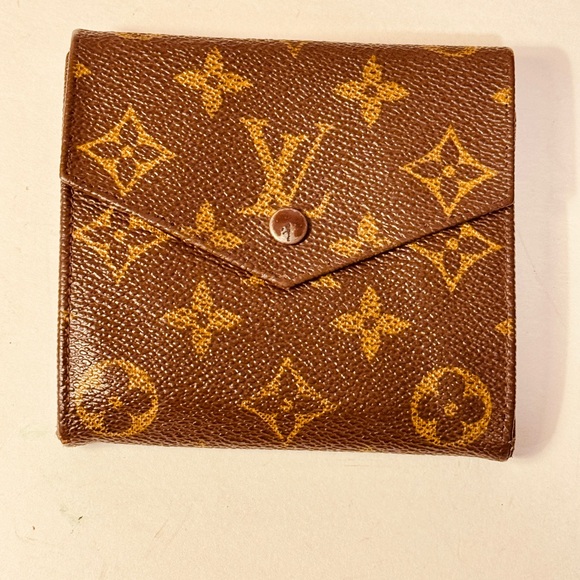 Louis Vuitton Handbags - Louis Vuitton Elise Brown Monogram bifold Wallet
